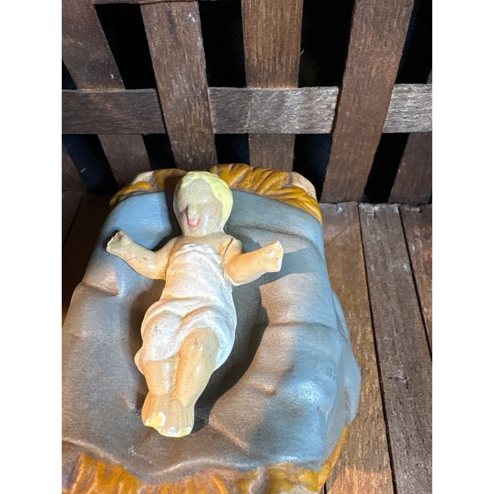 Wooden Nativity Stable Scene Stable Creche Christmas 16 Decor Figures with  barn